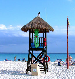 Sandos, Playacar beach